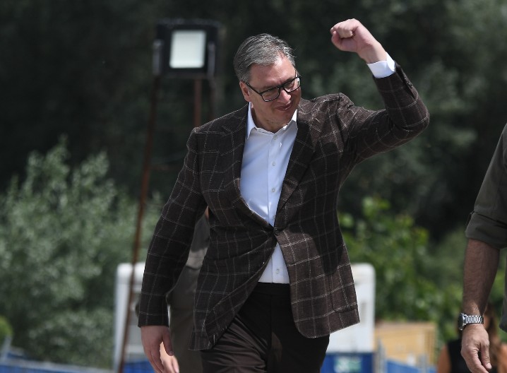 "ZAHVALAN SAM SVIMA KOJI VOLE SVOJU ZEMLJU“: Vučić iz Novog Sada najavio: "Srbija se gradi i nikada neće stati!"