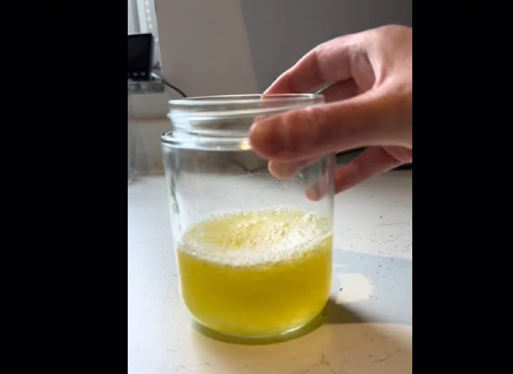 MUVE ZAUVEK NESTAJU UZ OVU KLOPKU Sve što vam treba su 3 sastojka koja imate u kuhinji