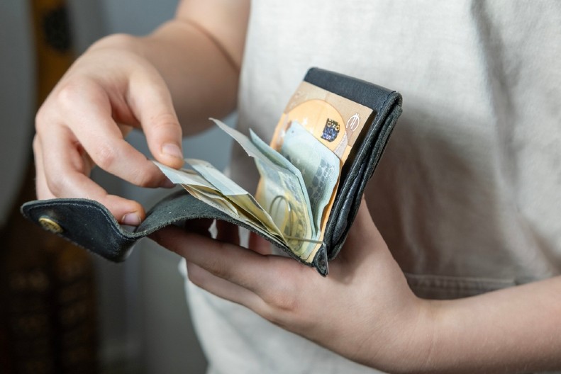 OVO JE NOVA NOVČANICA BRIKSA: Pogledajte kako izgleda (FOTO)