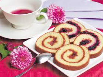 STARINSKI ROLAT SA DŽEMOM OD KAJSIJA Isti kao onaj iz bakine kuhinje, mirisan, sočan i neodoljiv!