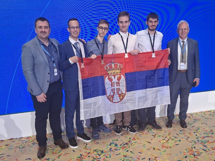 NIS I OVE GODINE PODRŽAO MLADE HEMIČARE Novi uspeh naših srednjoškolaca na Međunarodnoj hemijskoj olimpijadi