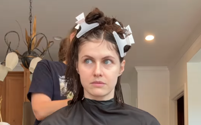 ALEKSANDRA NIKAD LEPŠA Glumica skratila kosu i osvežila izgled, sada je skroz druga žena, izgleda kao boginja