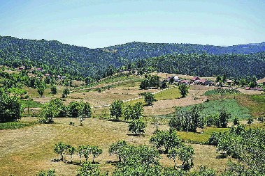 GOŠĆA IZ ZAGREBA PRODISALA NA PADINAMA GOLIJE! Selo Rudno koje ima samo 144 stanovnika kandidat za najlepše selo na svetu