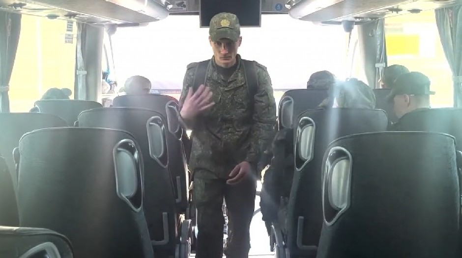 "VIDE NAS I PANIČE!" Ruski borac otkriva kako Ukrajinci napuštaju položaje!