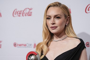 ZATEGNUTO LICE BEZ OPERACIJE Moguće je uz pomoć ove tehike šminkanja, evo kako da je lako izvedete sami