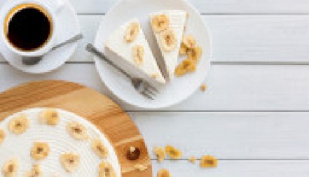 KOLAČ S BANANAMA MEKAN KAO DUŠA Uspeva svima, a ukusa koji govori više od 1000 jezika