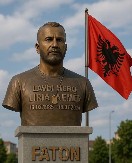 ALBANCI SLAVE FATONA HAJRIZIJA KAO HEROJA U Donjoj Klini održan komemorativni skup ubici policajca Nikole Krsmanovića iz Loznice