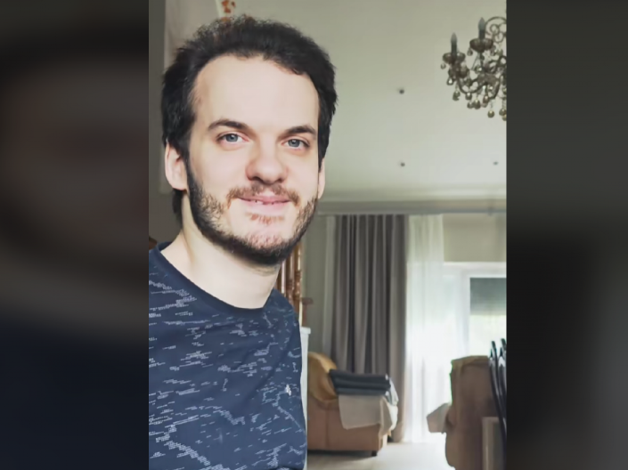 SKOČIO JE ZDRAV, A PROBUDIO SE NEPOKRETAN! Bolna ispovest Stefana kome je jedan trenutak zauvek promenio život (VIDEO)