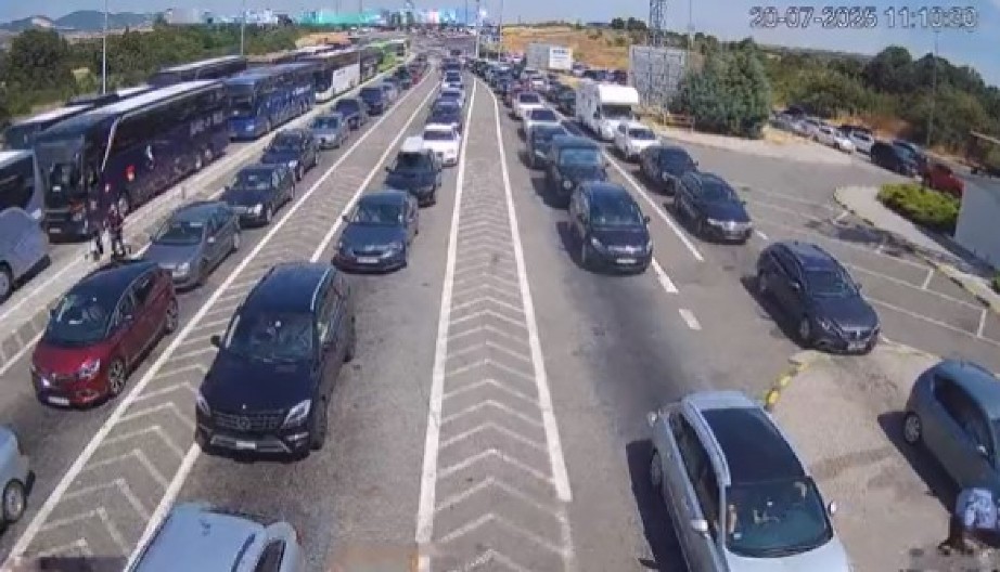 VIKEND GUŽVE PARALISALE GRANICE Preševo najopterećenije, evo gde je još zastoj