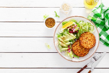 PILEĆE PLJESKAVICE OSVAJAJU NA PRVI ZALOGAJ Zdrave i ukusne, pravićete stalno