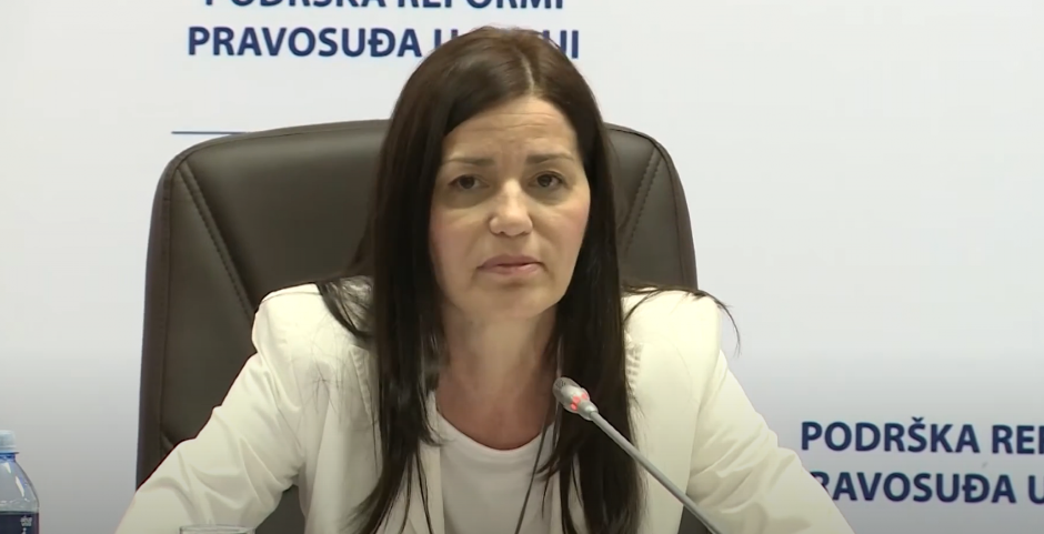 KADA VRHOVNI SUD POSTANE POŠTANSKO SANDUČE NVO Jasmina Vasović koristi zvanični mejl za političke obračune