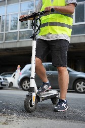 NE KUPUJTE DECI ELEKTRIČNE TROTINETE! ABS uputila snažan apel roditeljima