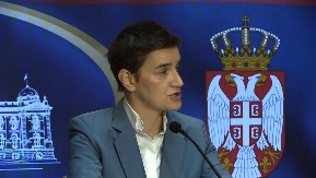 BRNABIĆ O NAPADIMA IZ HRVATSKE: Vučić peva o slobodi, a ne "Za dom spremni"!