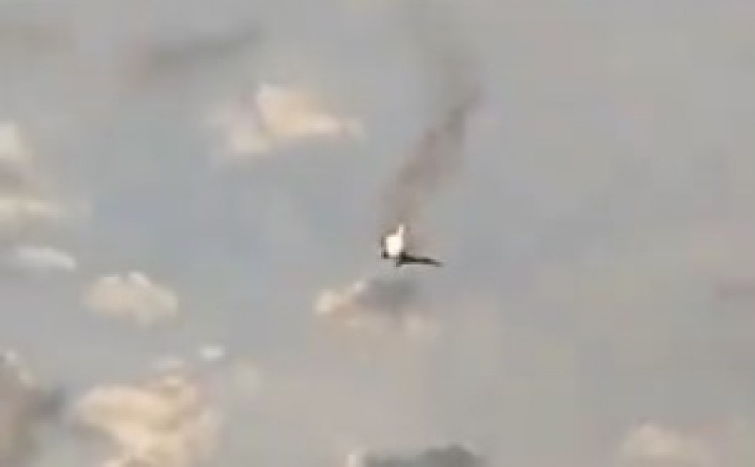 AVION U PLAMENU PADA NA ZEMLJU Objavljen snimak, svih 49 putnika stradalo (VIDEO)