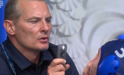 KAKVA SCENA OBILAZI SVET Reprezentativac Srbije dobio udrac u oko, a onda je na scenu stupio doktor (VIDEO)