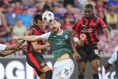 PARTIZANOV POGLED KA DANSKOJ Još uvek je neizvesno ko je bliži okršaju sa crno-belima