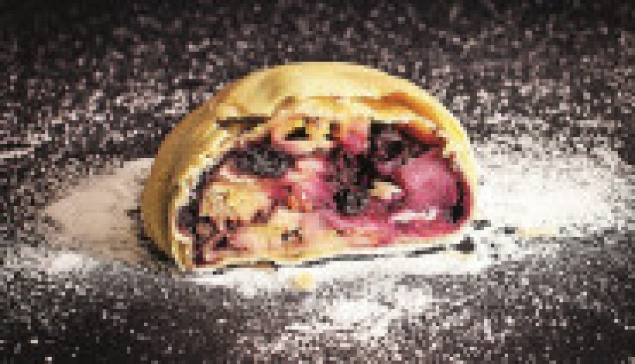 KOPAONIČKA PITA SA BOROVNICAMA Pola pleha nestane dok trepnete