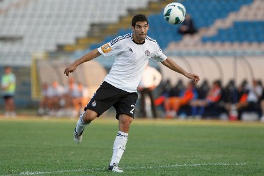 KAKO JE OVO USPEO? Bivši igrač Partizana dao strašan autogol (VIDEO)