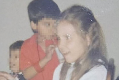 ODNOS SA OCEM JOJ JE BOLNA TAČKA! Devojčica sa fotke je naša poznata glumica, nedavno je dobila veliko priznanje