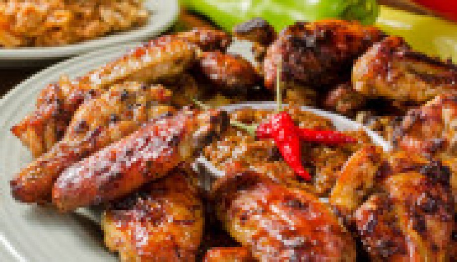 LJUTA KRILCA IZ RERNE Hrskava i pikantna, a meso se lepi za prste