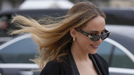 JAPANKE NISU SAMO ZA PLAŽU U ovoj kombinaciji možete da ih nosite gde god poželite, a jedna boja je oduševila žene