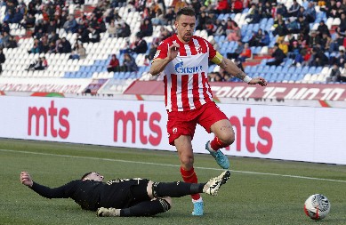 SADA JE I ZVANIČNO Rodić posle osam godina u Zvezdi potpisao za novi klub