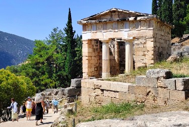 PROROČICE U DELFIMA NIKADA NISU POGREŠILE Svi su dolazili u Apolonov hram da ih čuju - evo šta su sve prorekle