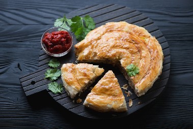 BUREK SA MESOM OD GOTOVIH KORA Kad ga jednom probate zaboravićete na pekaru