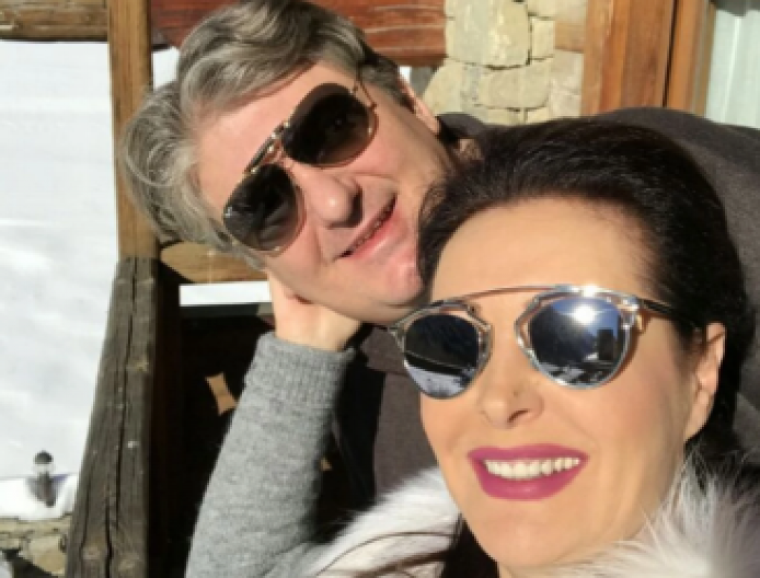 PODELJENA IMOVINA DRAGANE MIRKOVIĆ I TONIJA BIJELIĆA, GODINU DANA OD RAZVODA Evo kome ide kompanija Majbah, a kome dvorac Ebenfurt, iznenadićete se!