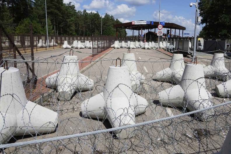 AKTIVIRANA BELORUSKA PROTIVVAZDUŠNA ODBRANA! Oboren dron kod Minska!