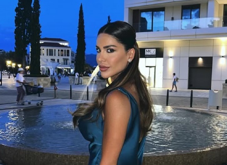 SVE OČI UPRTE NA NJU! Oblikovana zadnjica, trbušnjaci i bujne grudi Marine Visković oduzimaju dah (FOTO)