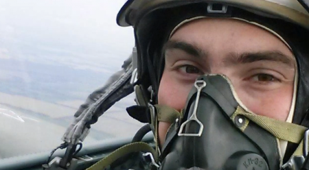 RUSKI PILOT POGINUO DA BI SPASIO LJUDE Majci poslao SMS sat vremena pre smrti