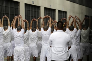 "DOBRODOŠLI U PAKAO, JEDINI IZLAZ JE U CRNOJ VREĆI" Ovo su reči koje prvo čuju kada pređu "prag" (FOTO)