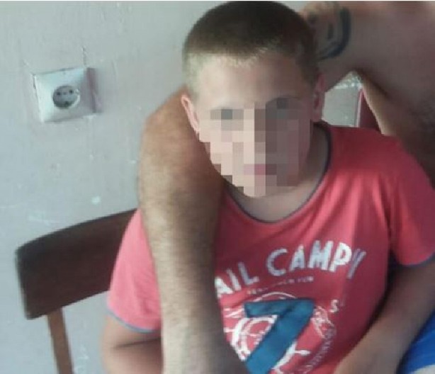 DEČAK (13) SE IGRAO SE S DRUGOM DECOM, PA GA UBILA STRUJA Deset dana pre toga na isti način stradao i njegov deka
