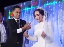 NEVIĐEN SKANDAL NA SVADBI! Mladoženja poludeo zbog mladine šale, napravio HAOS pred gostima – svi vrištali od šoka! (VIDEO)