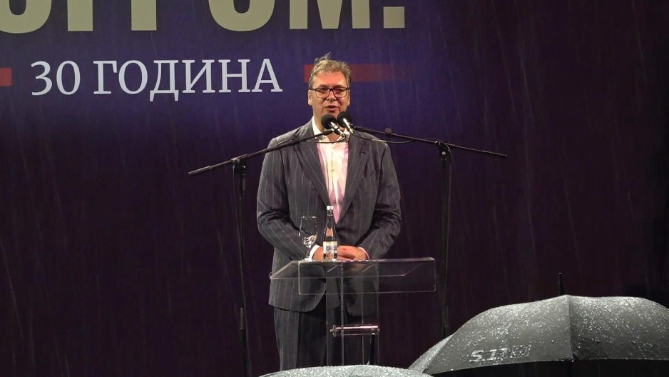 "SRAM VAS BILO, BARABE!! Vučić zagrmeo na obeležavanju Dana sećanja stradalih i prognanih Srba u Oluji! NEĆEMO DA BUDEMO SLUGE I PODANICI