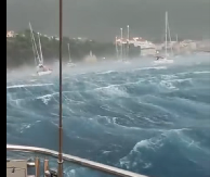 NEVIĐENO NEVREME POGODILO HRVATSKU Ogromni talasi uplašili građane (VIDEO)