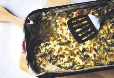 ZAPEČENA BORANIJA SA MESOM ZA RUČAK KOJI SE PAMTI Ukusa koji govori više od 1000 jezika