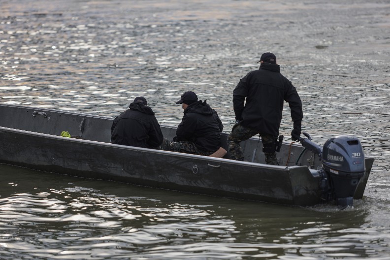 TRAGEDIJA KOD NOVOG BEČEJA Ušao u vodu, zaronio a sada se traga za njegovim telom