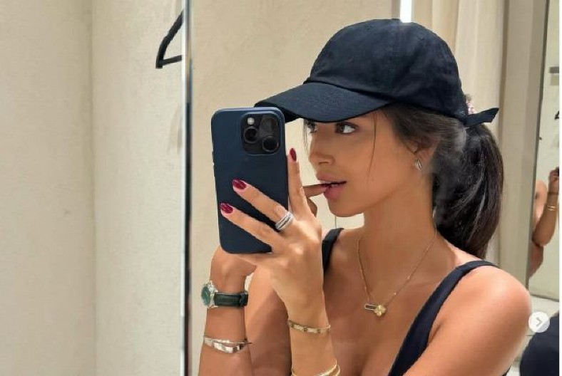 ĆERKA HARISA DŽINOVIĆA NA GLAVI NOSI  17.000 EVRA I ne, nije ni kačket ni šešir, nego nešto o čemu devojke iz Srbije mogu samo da sanjaju!