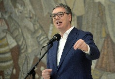 VUČIĆ "REŠIO" ŽAKLINU Ovako je pitala za izbore, on joj mirno i dostojanstveno odgovorio na provokaciju (VIDEO)