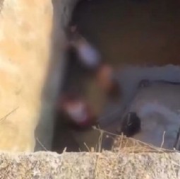 HOROR NA MAGISTRALNOM PUTU ''Fiat'' prepun tinejdžera PROPAO u skriveni bunar, samo jedna stvar je spasila momke od SIGURNE SMRTI! (VIDEO)