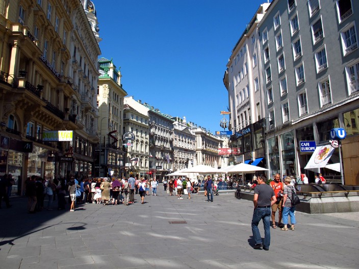 TUGA - SLAVNA KAFANA BANKROTIRALA Kultno mesto koje su mnogi obožavali više ne postoji