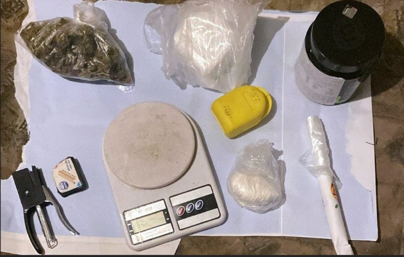 RAZBIJENA JOŠ JEDNA NARKO GRUPA U sinhronizovanoj akciji u Beogradu i Čačku uhapšeno je 10 osoba