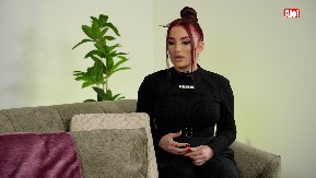 "POKUŠALI SU DA ME REKETIRAJU" Barbara Bobak osetila mračnu stranu estrade na svojoj koži (VIDEO)