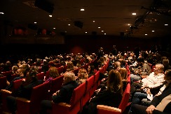 KRV NIJE VODA! Marko Šabanović oduševio sve u Teatru Odeon, nakon premijere predstave “Kralj Cigana”!