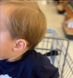 MAJKO, KUPI MU SVE TO! Dečakovoj sreći nije bilo kraja kad je video novogodišnje ukrase, oduševio 24 miliona ljudi