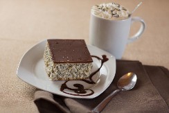 BRZI KOLAČ SA MAKOM Čokoladan i neodoljiv, nema ko vam neće tražiti recept