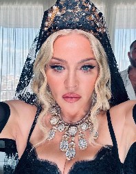 PREPLAVIĆE VAS ENERGIJA KOJA DOLAZI ZBOG OVOG POLOŽAJA PLANETA, MESEC NAPADA Nažalost, biće nesuglasica do 30. decembra, evo ko će nagrabati