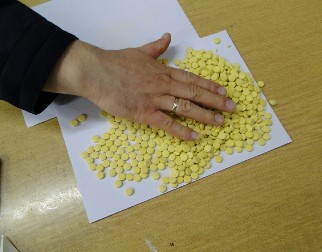 PAO POSLE PRIMOPREDAJE DROGE ZA SILOVANJE!  Saslušan mladić zbog prodaje narkotika